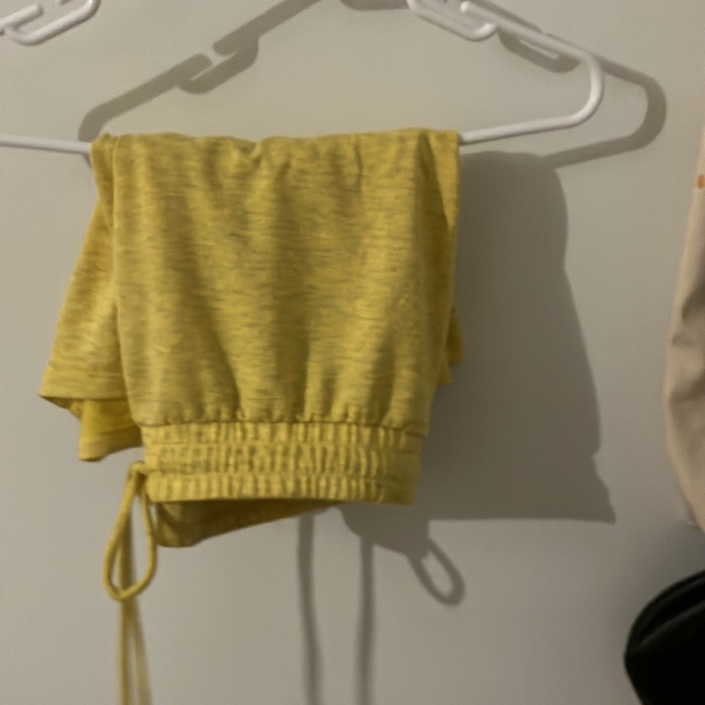 Very thin,soft, comfortable, material - Picture 2 of 4